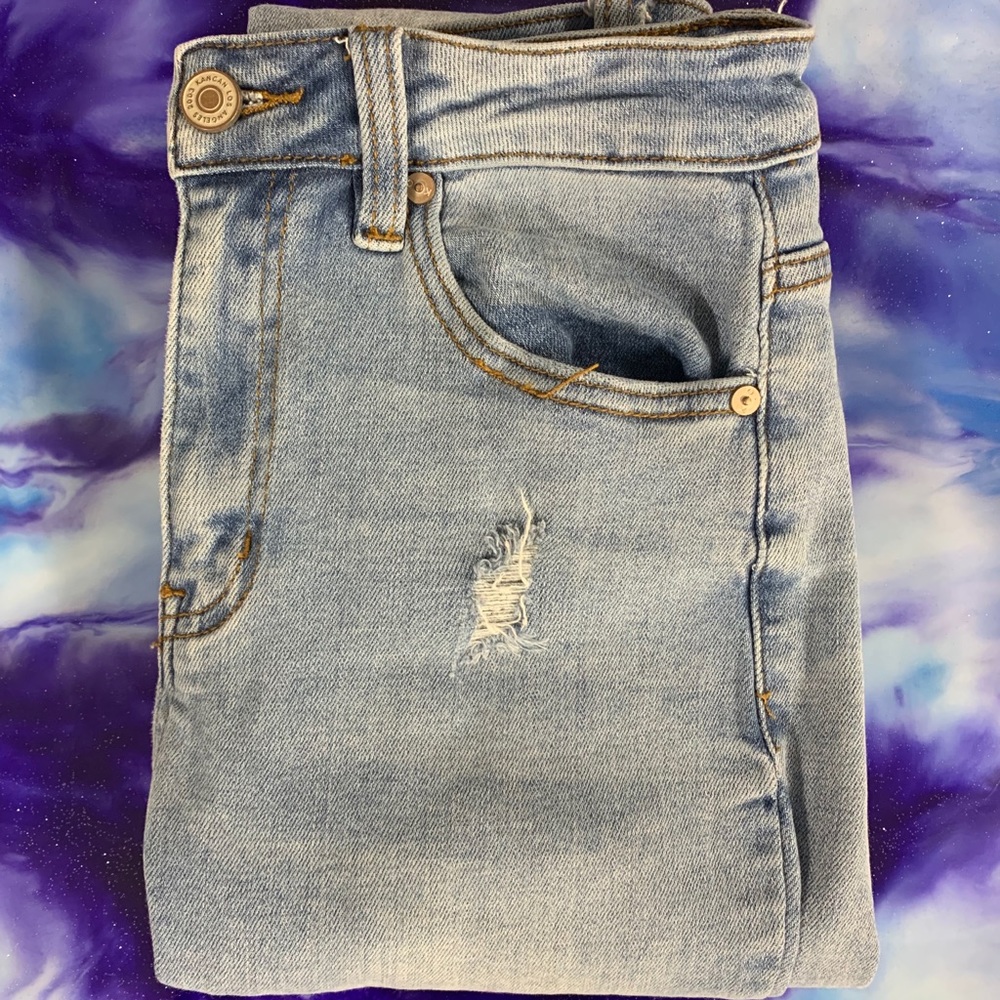 light blue skinny ripped jeans
